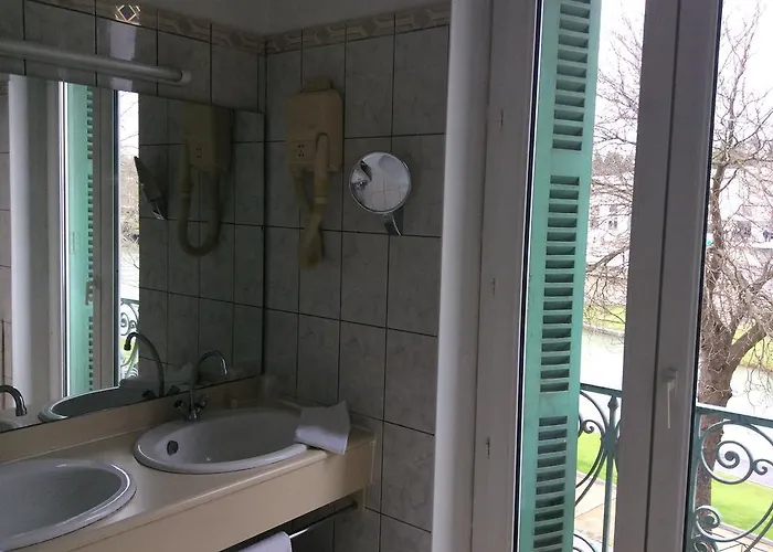 Отель Bristol Каркассон