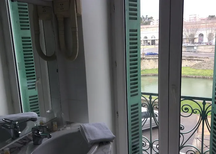 Отель Bristol 3*