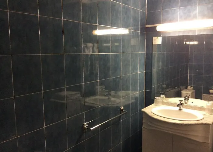 Отель Bristol 3*