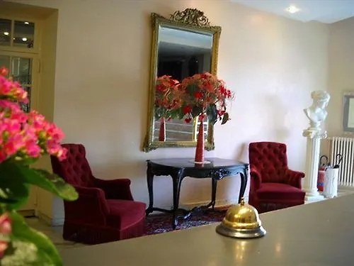 Отель Bristol Каркассон